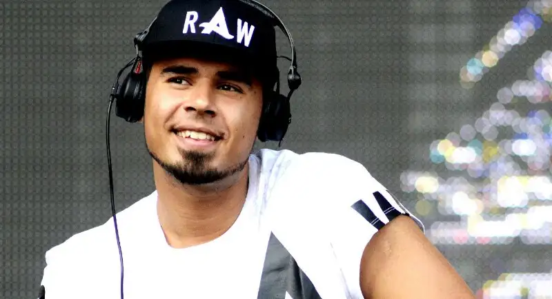 Afrojack perfoming in a festival
